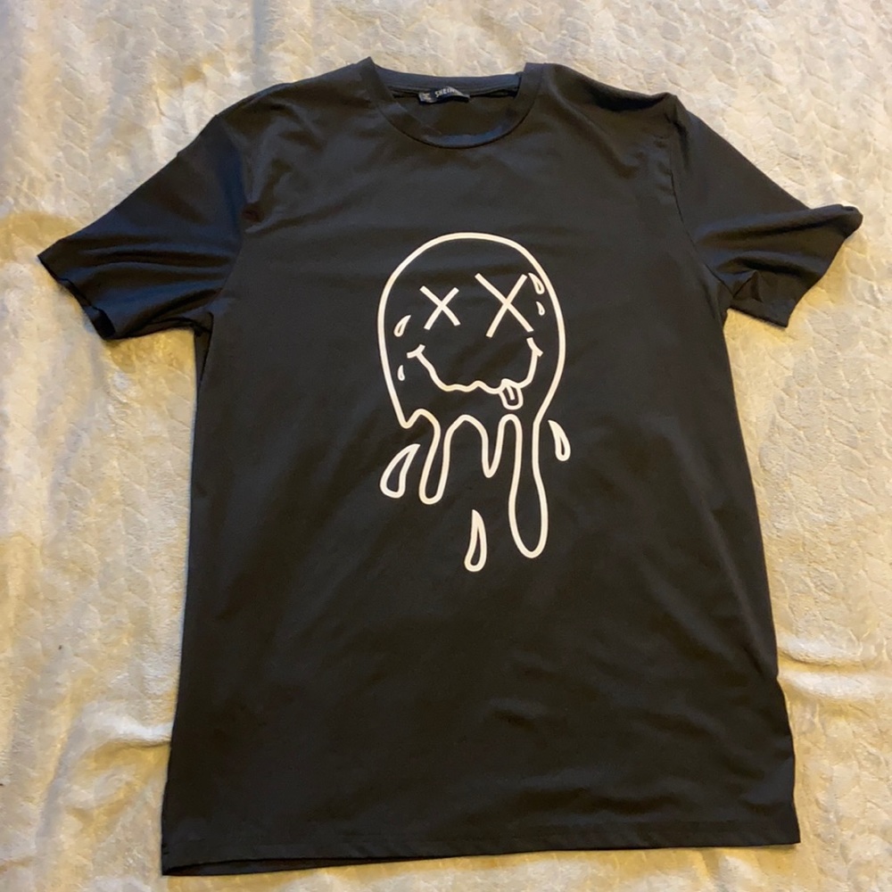 Medium SHEIN Black Tee Shirt Men’s